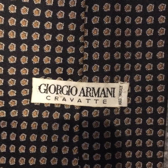 Armani tie - Picture 2 of 2